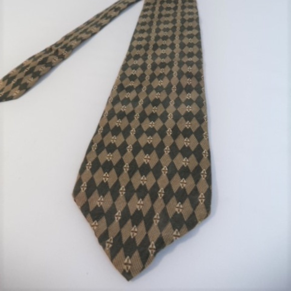 Chaps Ralph Lauren Brown Green Diamond Print Tie - Picture 3 of 5